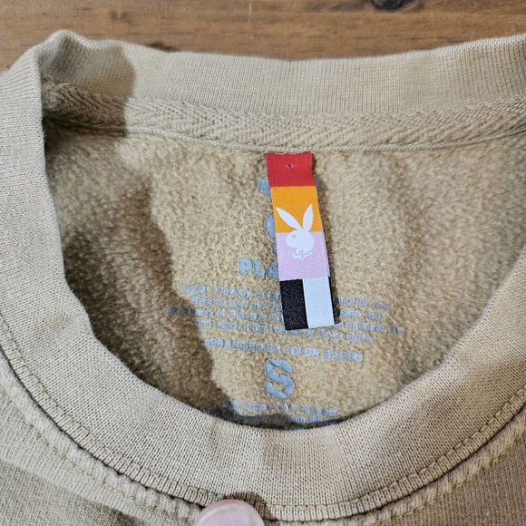 Playboy Club Tokyo Ace of Spades Crewneck Sweatshirt Size Small Tan - Picture 3 of 9
